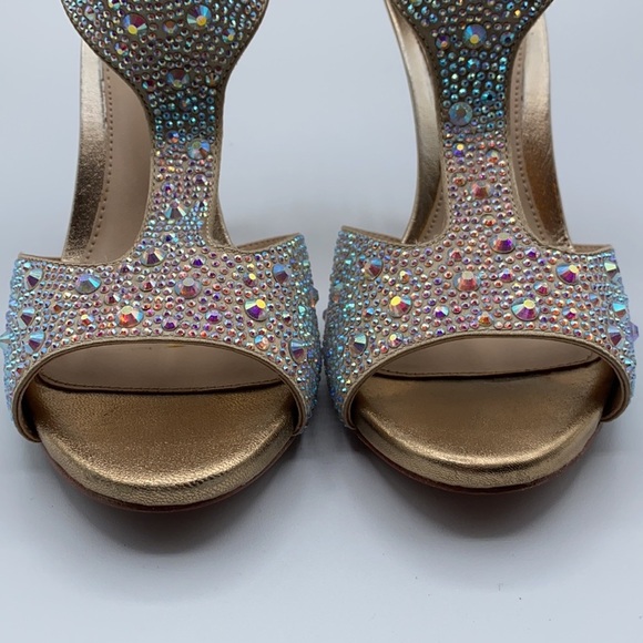 Pelle Embellished T Strap Sandals size 5 1/2 M - Picture 2 of 12